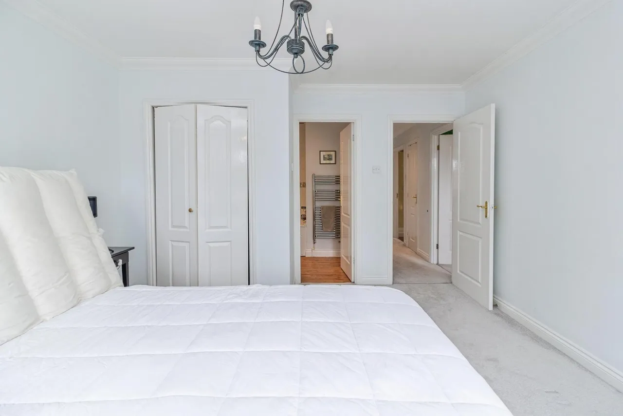 Taverner Close, Milton Keynes, MK7, photo 16
