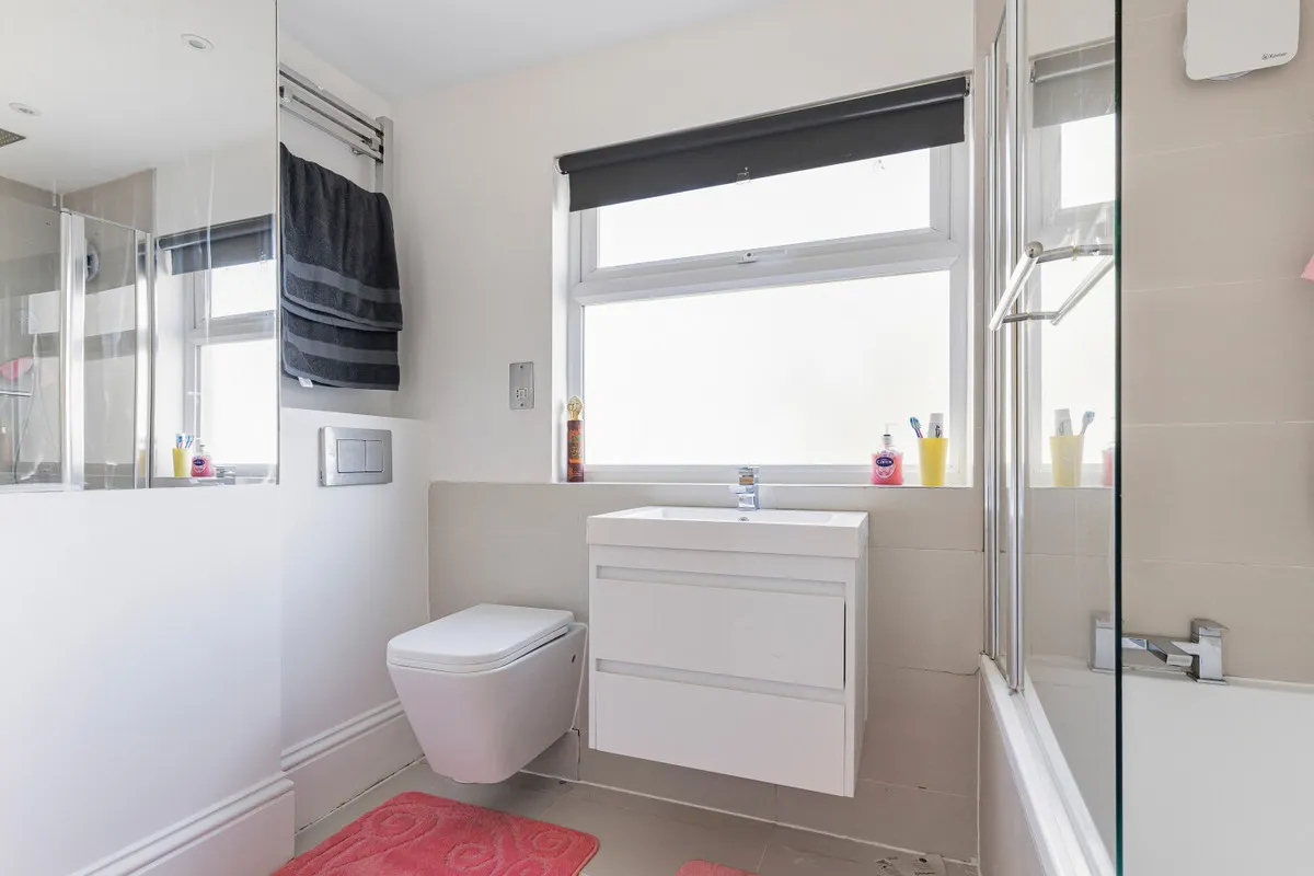 London, SE22 9DL, photo 5