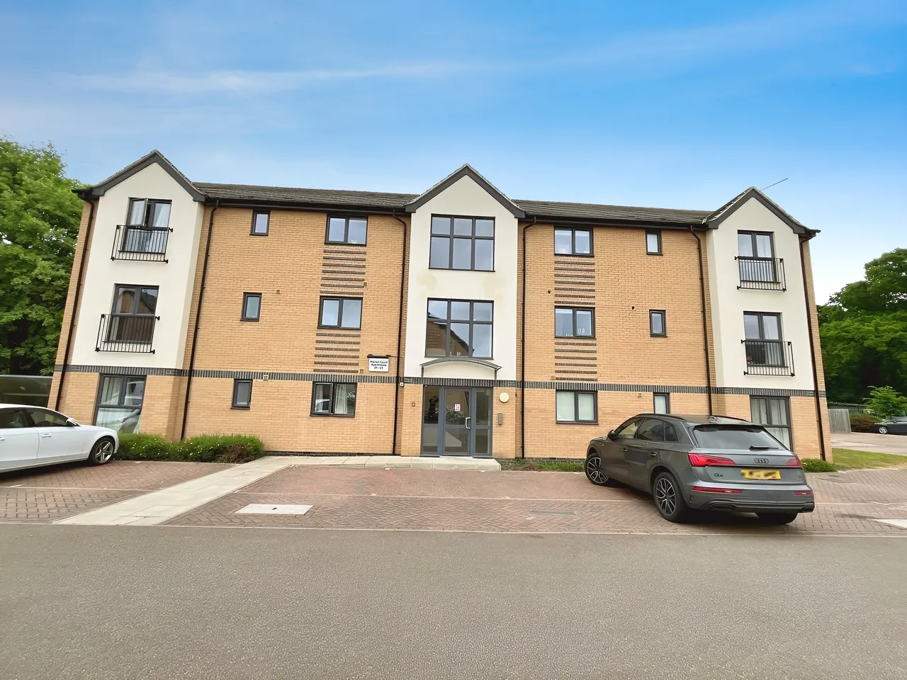 2 bed flat to rent — 20 Horrell Court, Peterborough