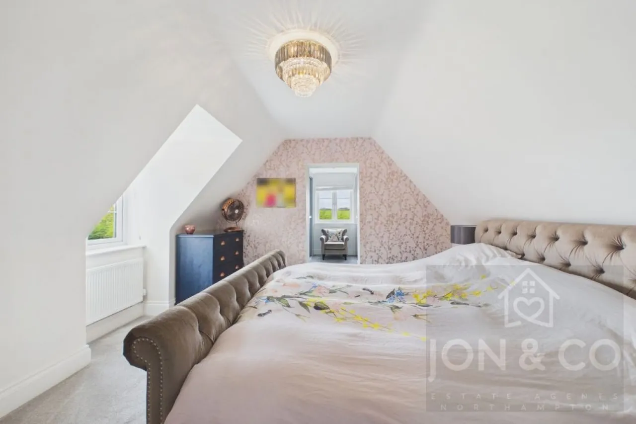 Sanders Drive, Moulton, NN3, photo 15