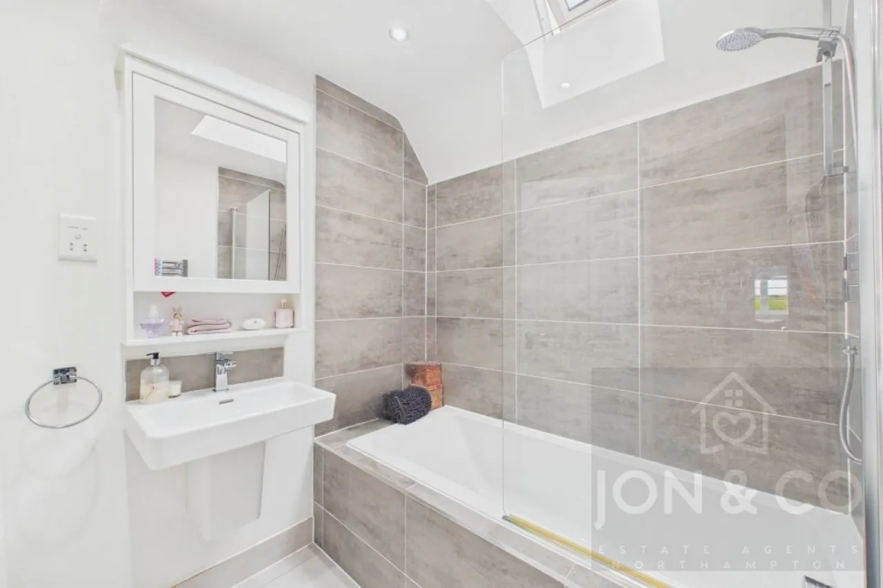 Sanders Drive, Moulton, NN3, photo 27