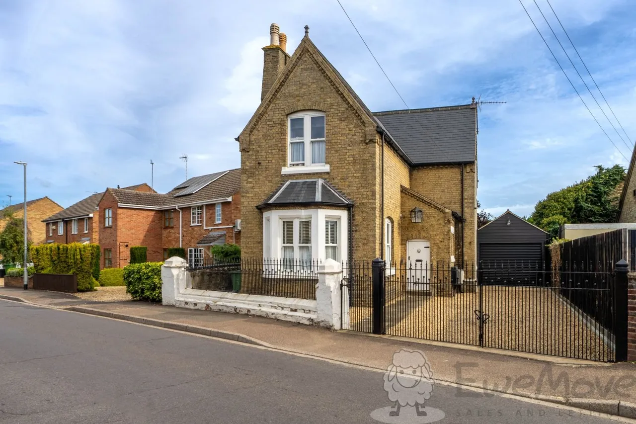 2 bed house for sale, Tinkers Drove, Wisbech, PE13
