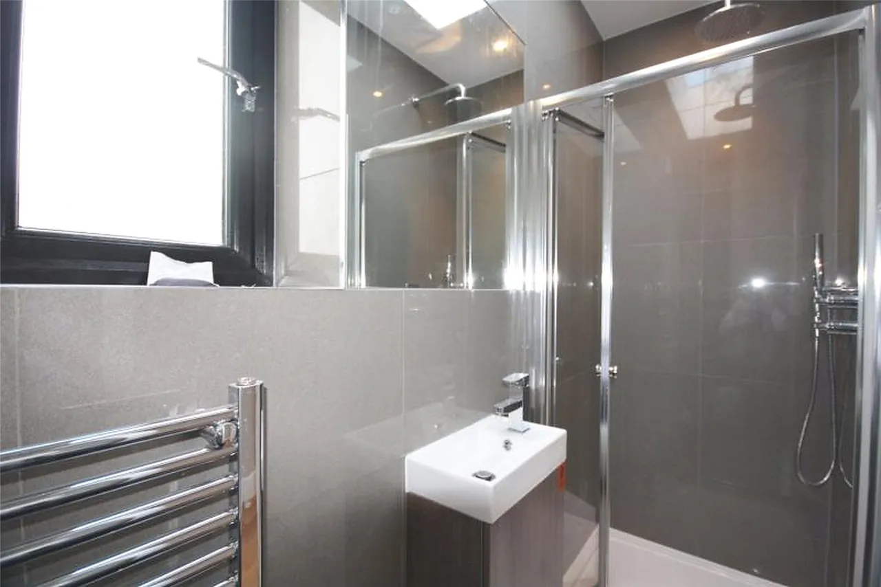 Essex Place, London, W4, photo 8