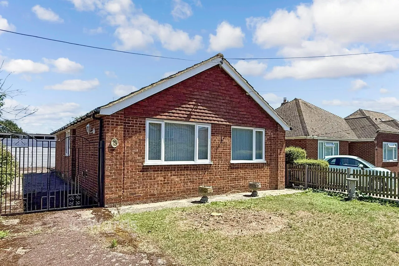 3 bed house for sale, South Street, South Tankerton, CT5