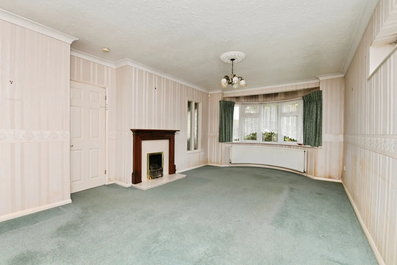 Burses Way, Hutton, Brentwood, Essex, CM13, photo 3