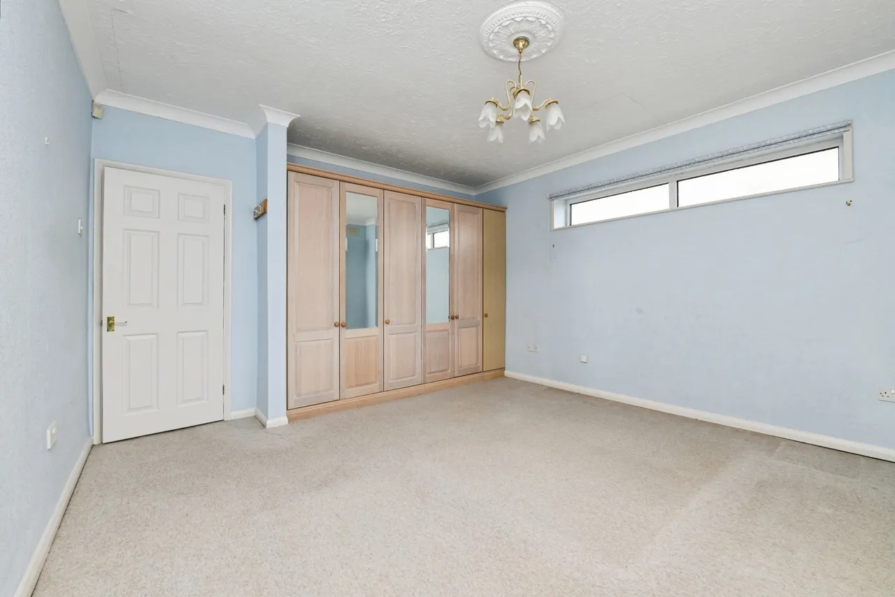 Burses Way, Hutton, Brentwood, Essex, CM13, photo 10