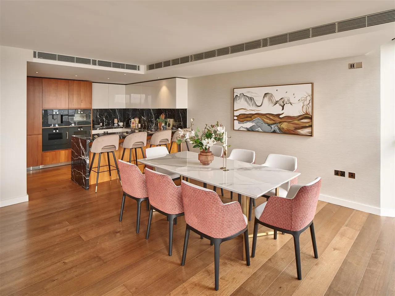 Luxury New Apartment At Tower West, Chelsea Waterfront, SW10, photo 15