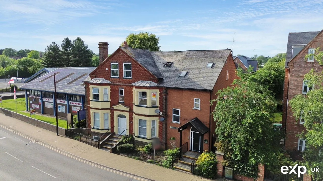 Leighton Road, Leighton Buzzard, LU7, photo 2