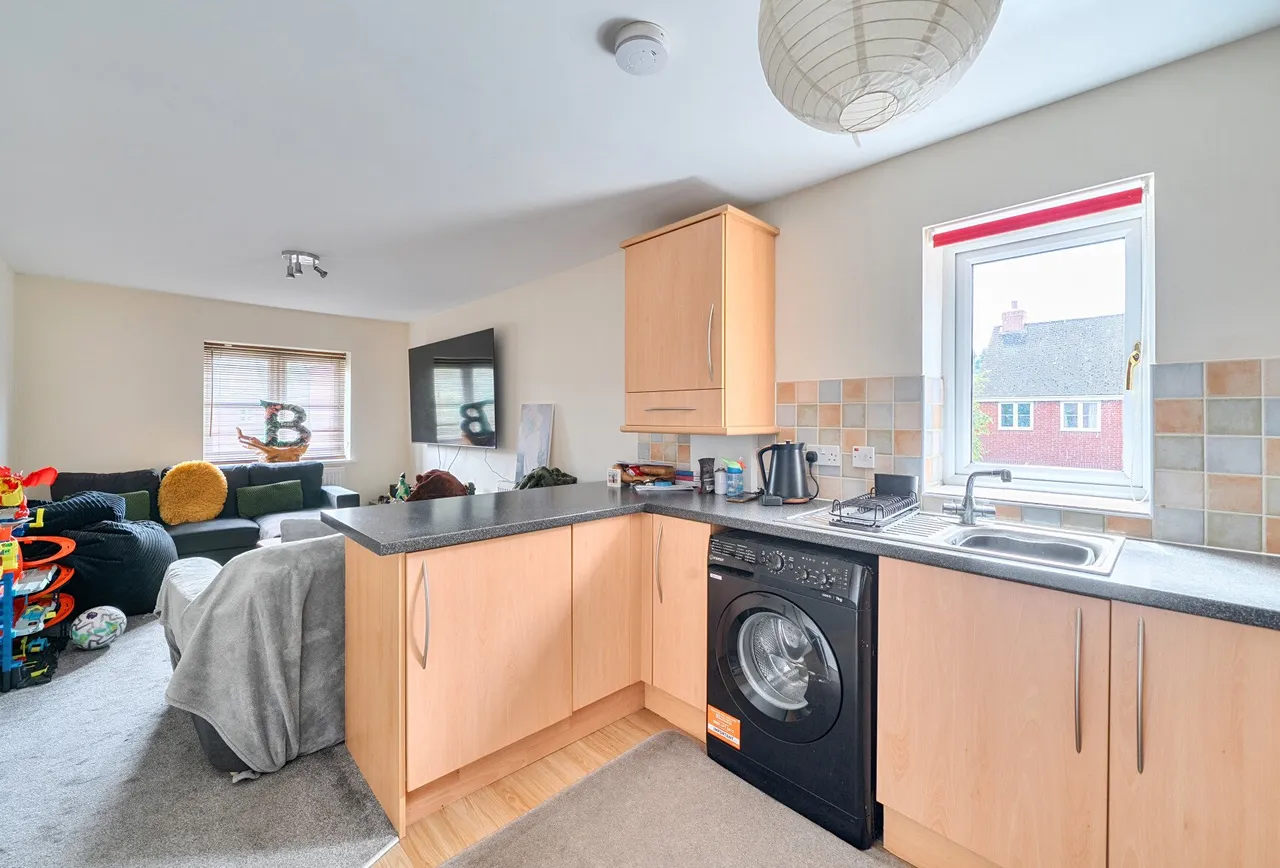 Gladfield Square, Gloucestershire, Dudbridge Road, GL5 3HB, photo 9