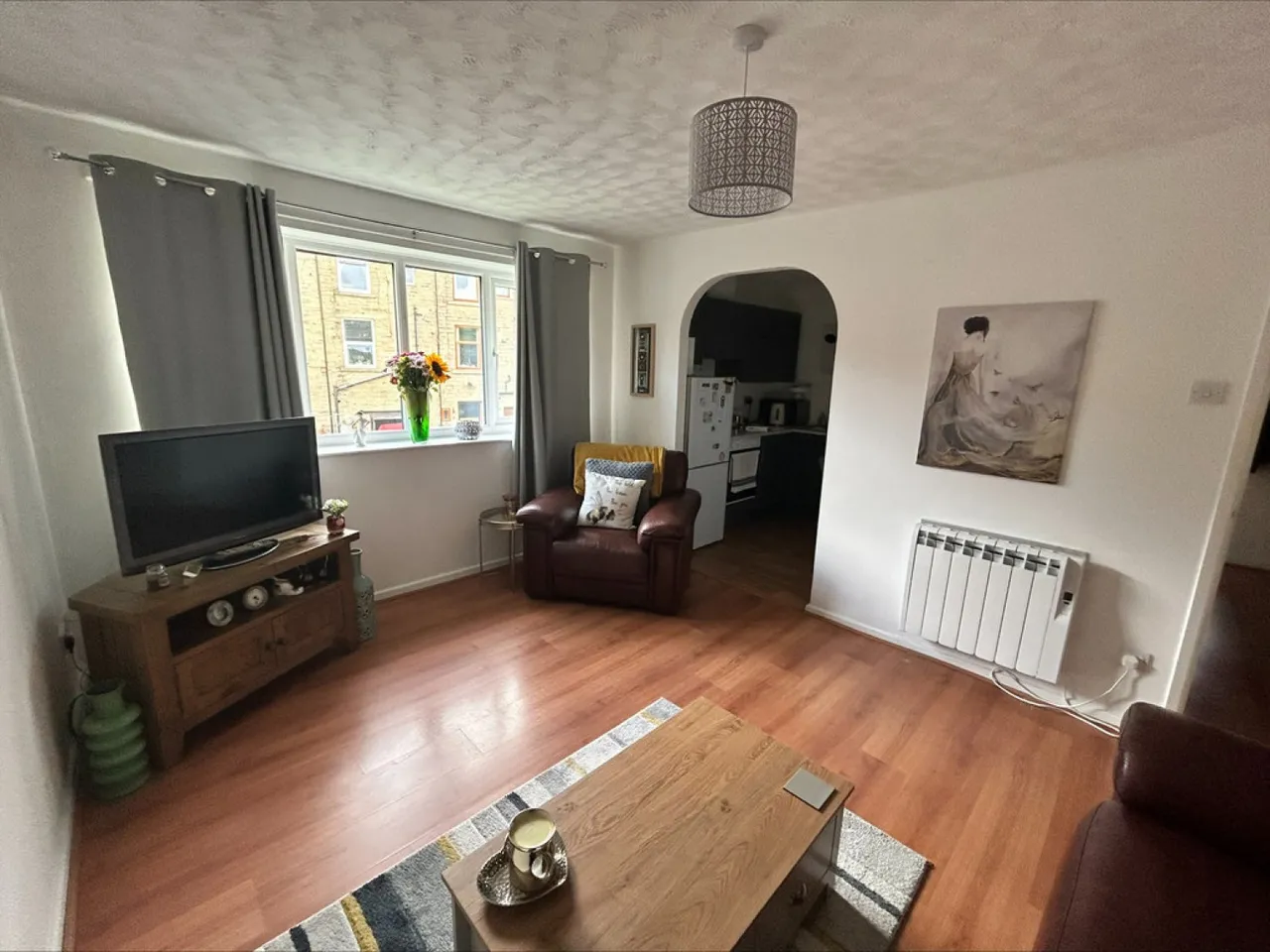Village Court, Whitworth, OL12, photo 2