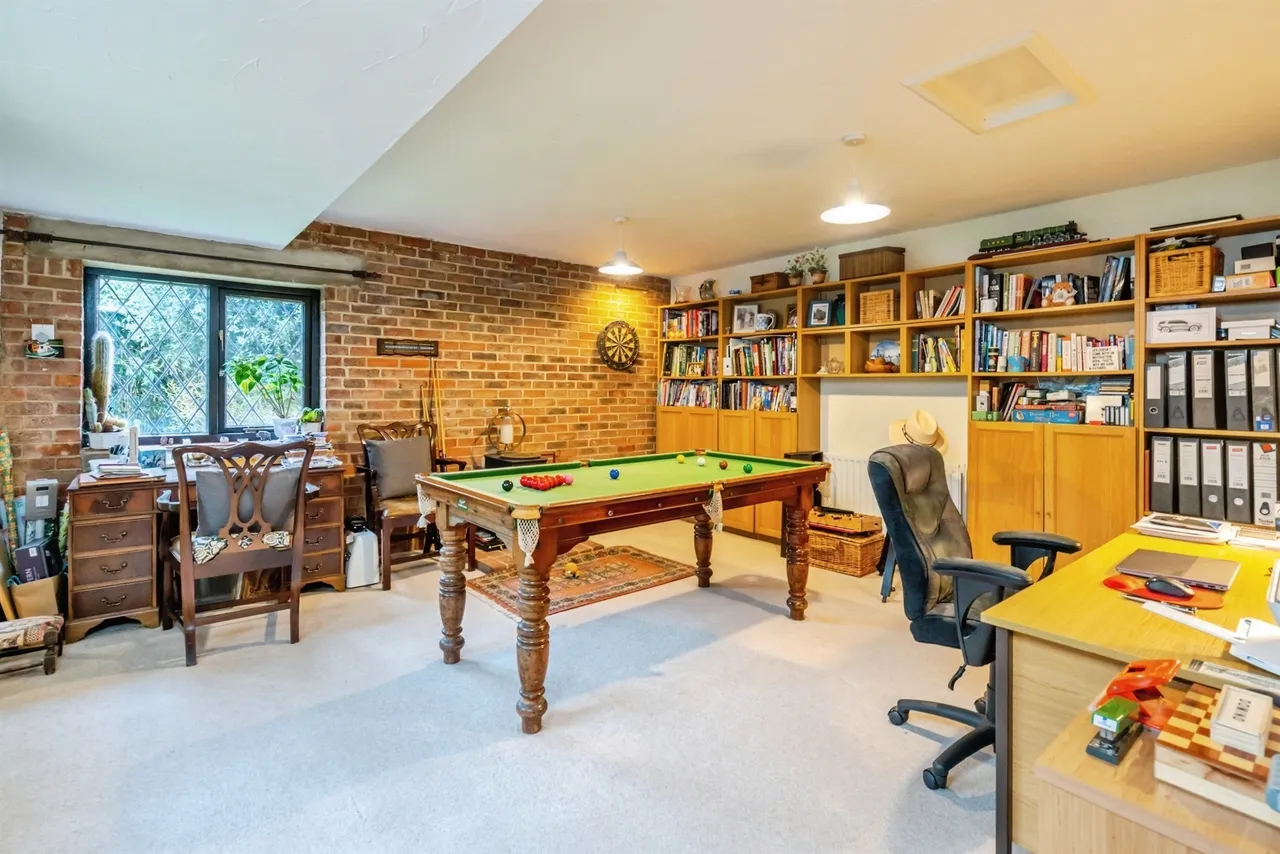 Gossamer Lane, Bognor Regis, PO21, photo 13