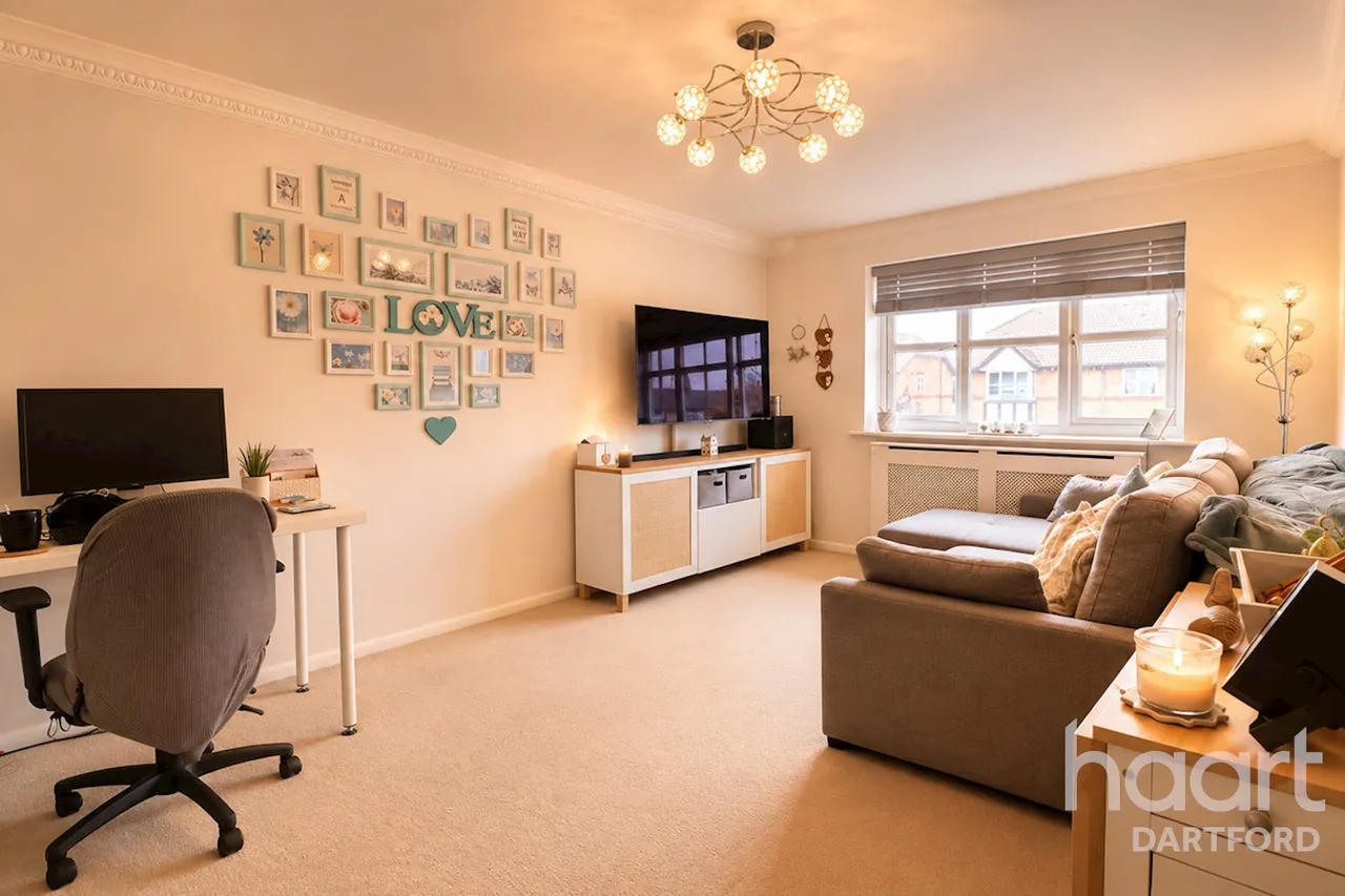 1 bed flat for sale, St Edmunds Road, Dartford, DA1