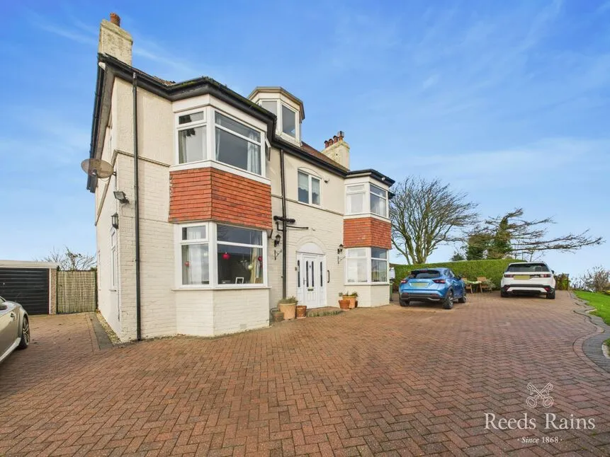 Filey Road, Scarborough, YO11, photo 14