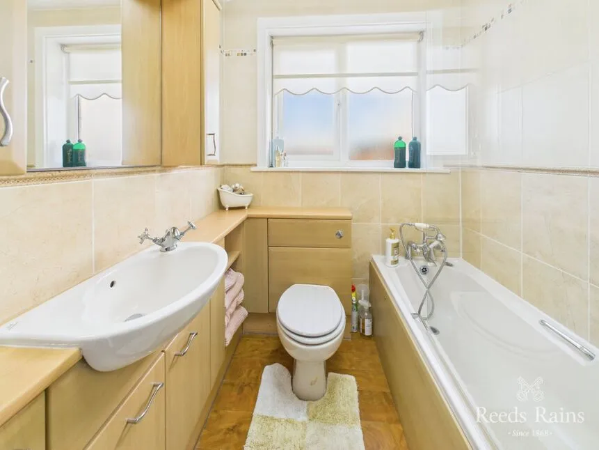 Filey Road, Scarborough, YO11, photo 15