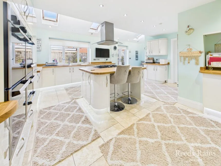 Filey Road, Scarborough, YO11, photo 16