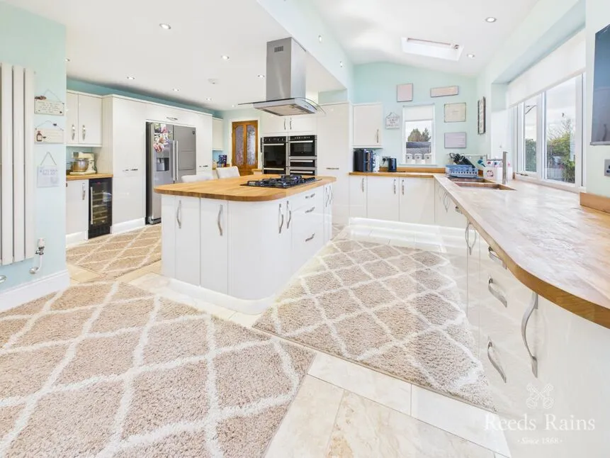 Filey Road, Scarborough, YO11, photo 11