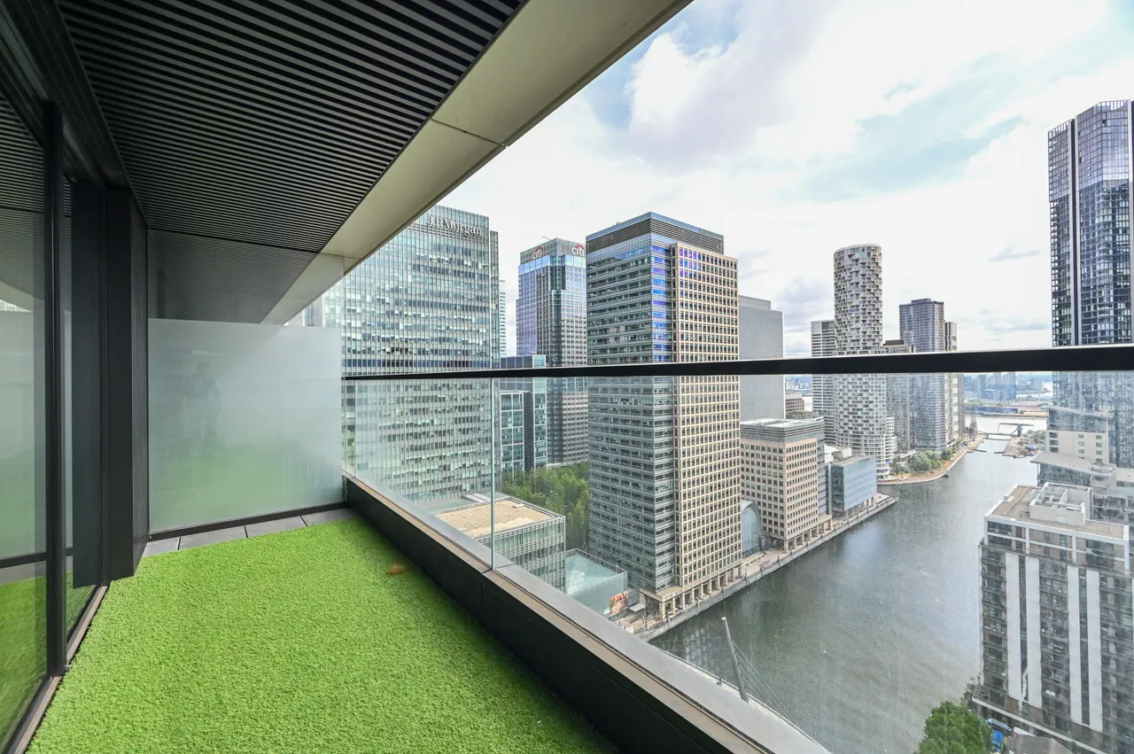 Flat 2705, Bagshaw Building, London, photo 6
