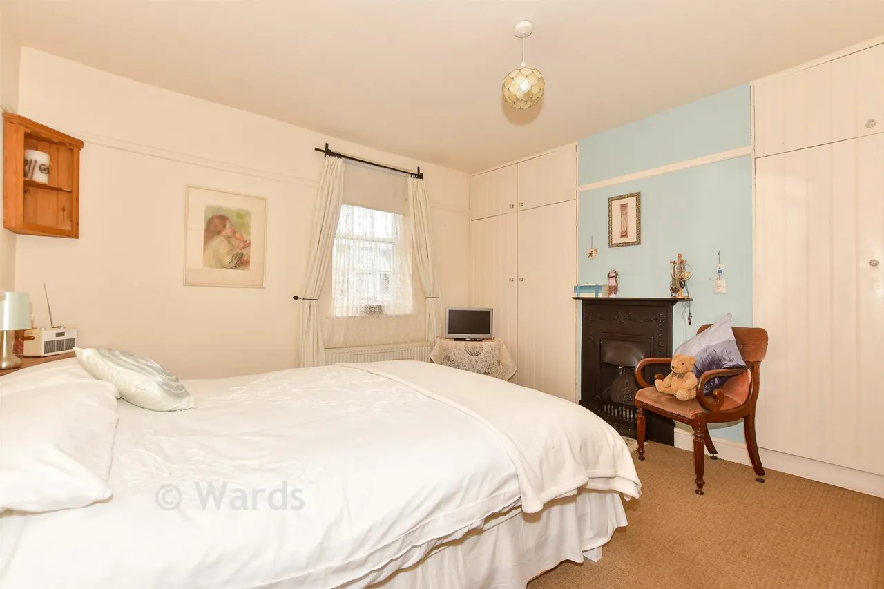 Old Saltwood Lane, Saltwood, CT21, photo 5