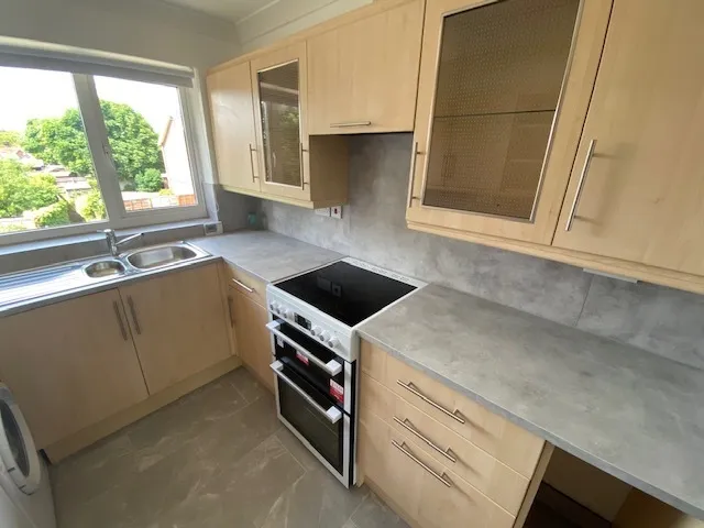 Ray Park Avenue, Maidenhead, SL6, photo 2