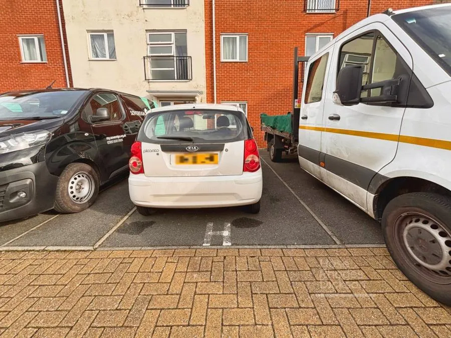 Godric Road, Newport, PO30, photo 8