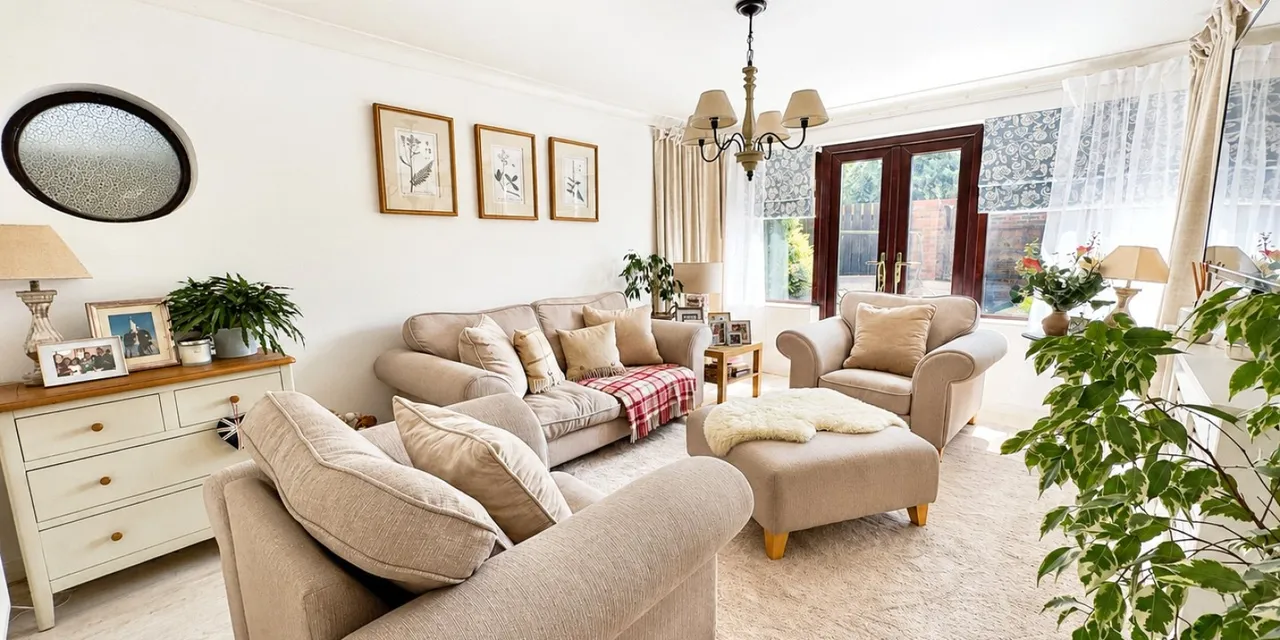 Marshfield Court, Moreton, CH46, photo 4