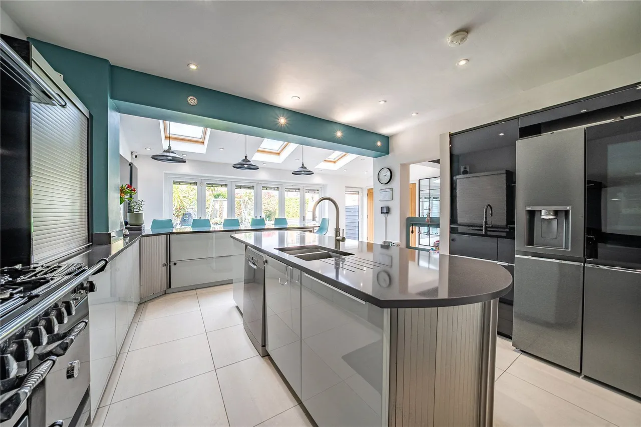 Main Street, Shadwell, LS17, photo 23