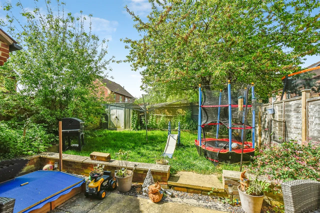 Water Mint Way, Calne, SN11, photo 4