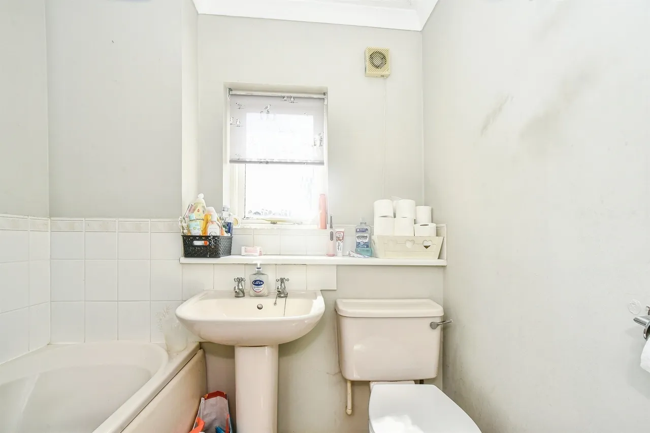 Water Mint Way, Calne, SN11, photo 12
