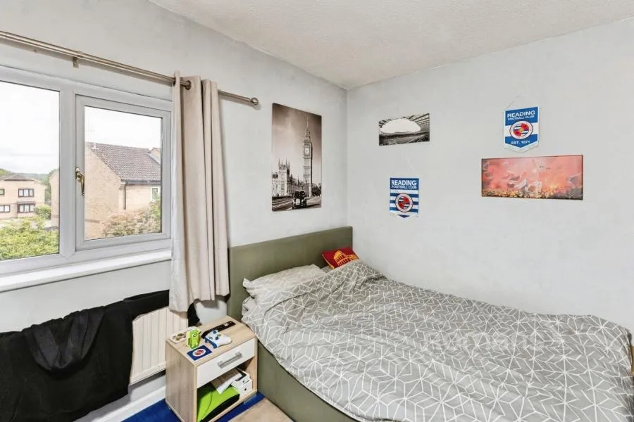 Larchside Close, Spencers Wood, RG7, photo 10