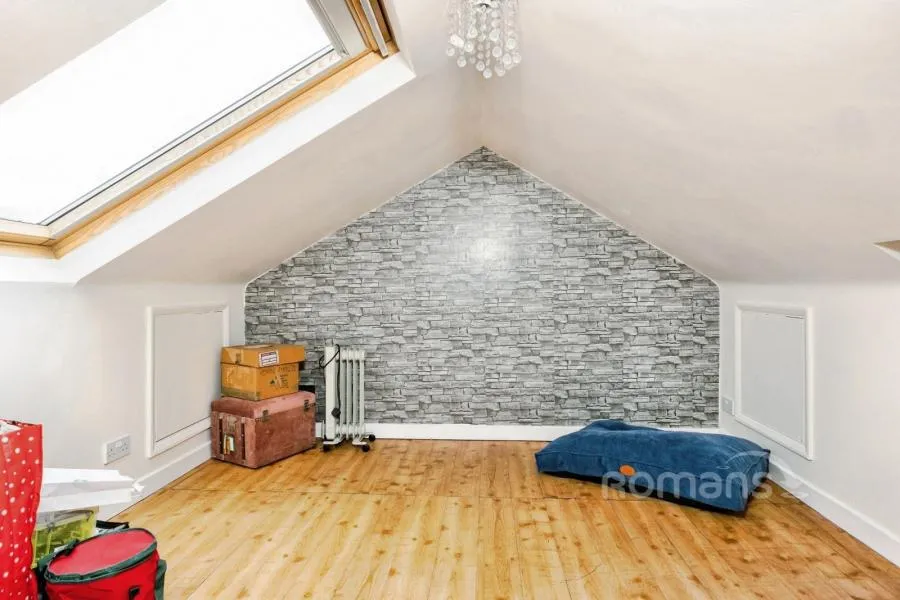 Larchside Close, Spencers Wood, RG7, photo 12