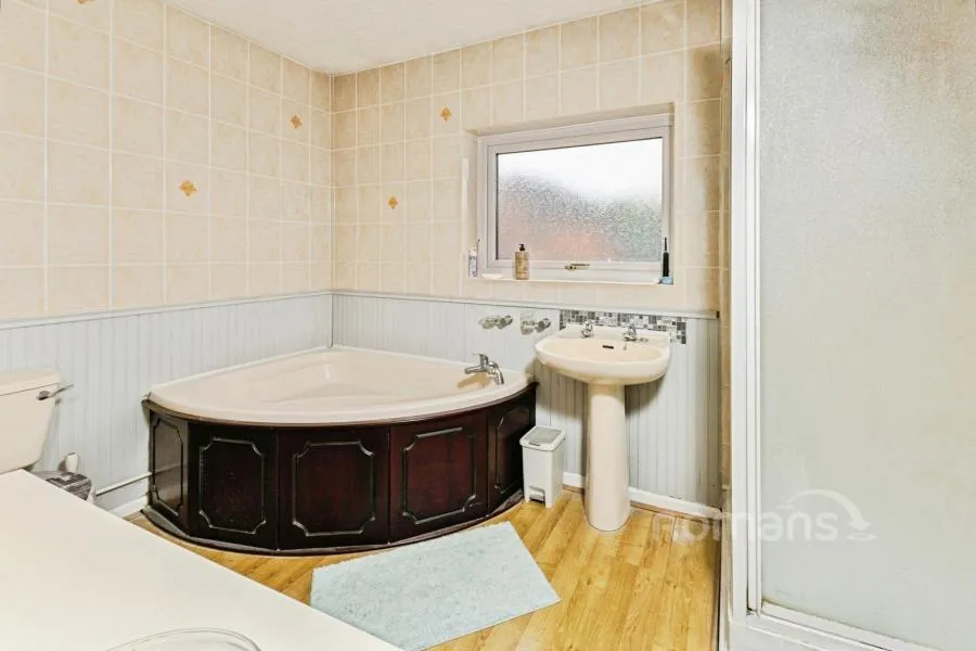 Larchside Close, Spencers Wood, RG7, photo 8