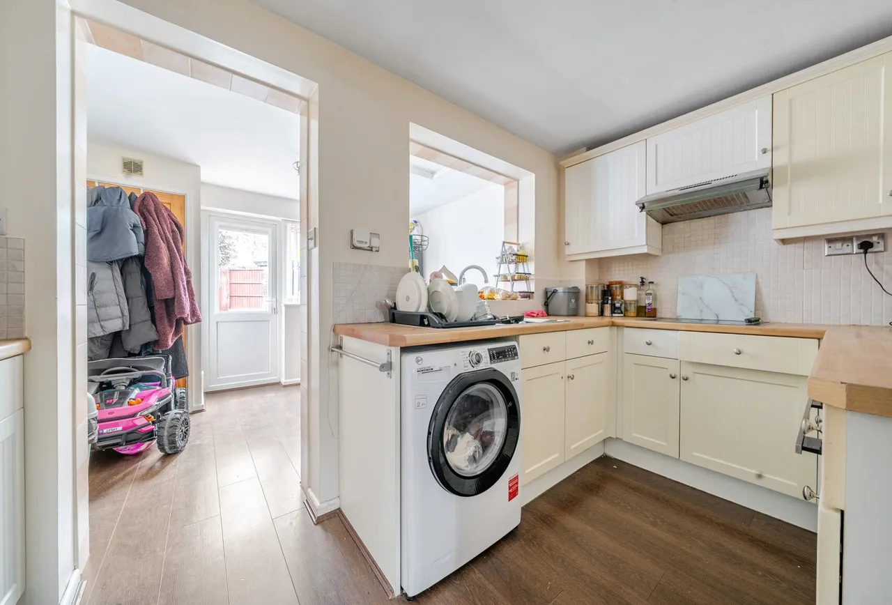 Thorney Leys, Witney, OX28 5LR, photo 9