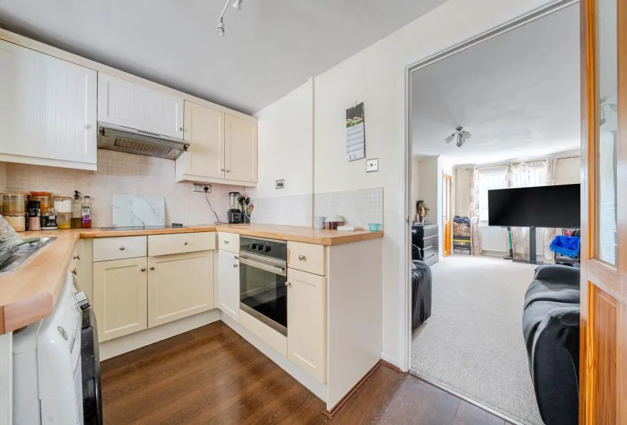 Thorney Leys, Witney, OX28, photo 6