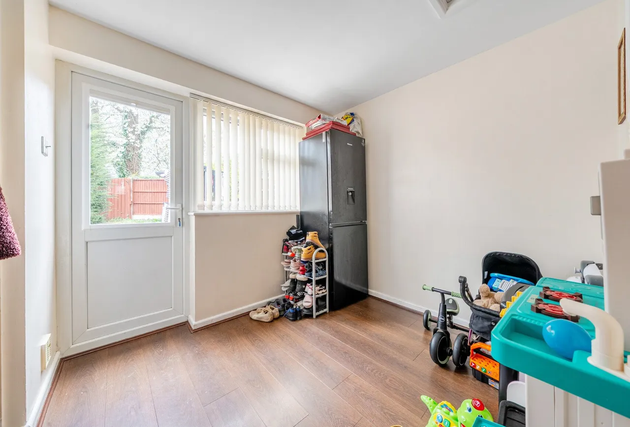 Thorney Leys, Witney, OX28 5LR, photo 3