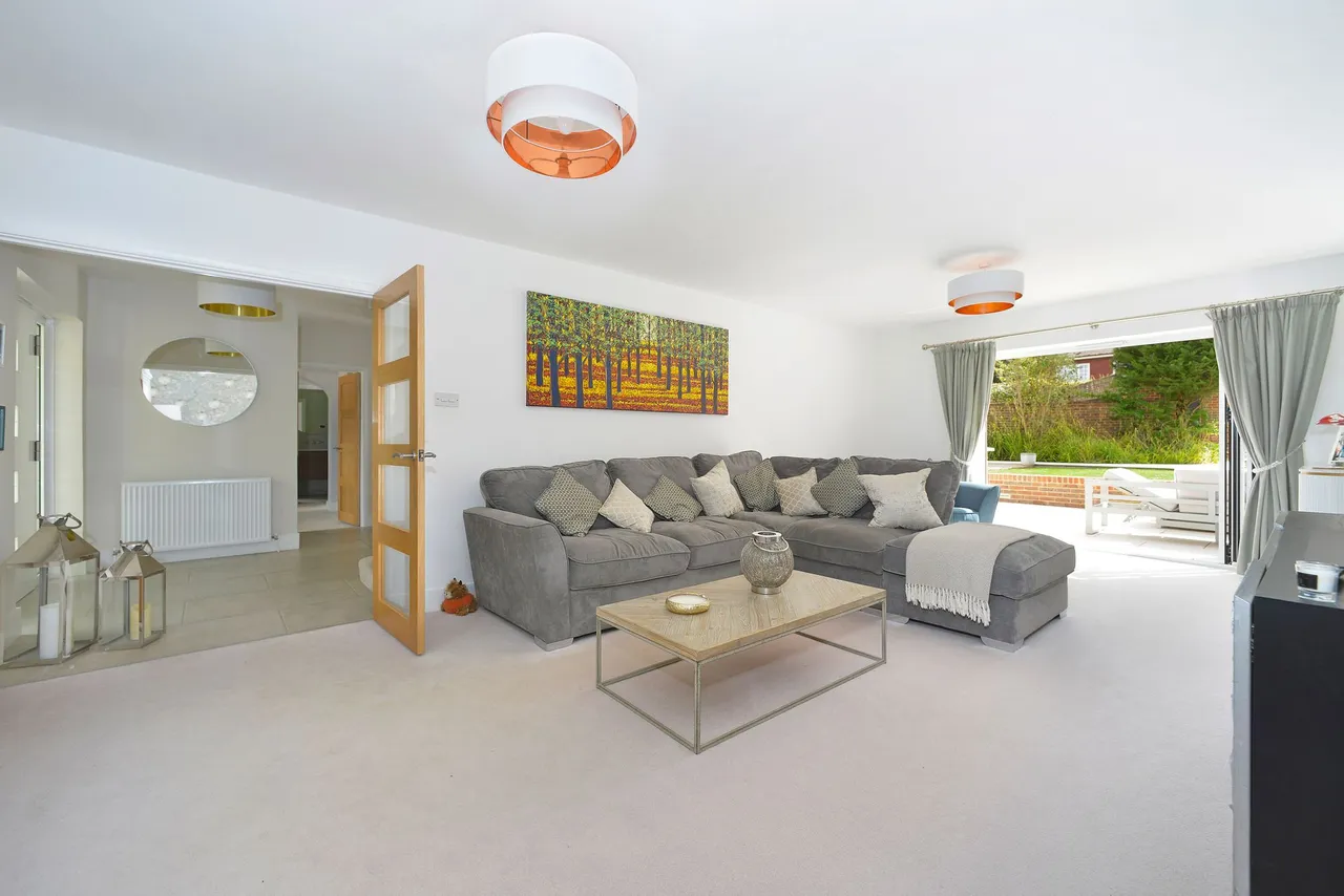 Grove Close, Cranleigh, GU6, photo 6