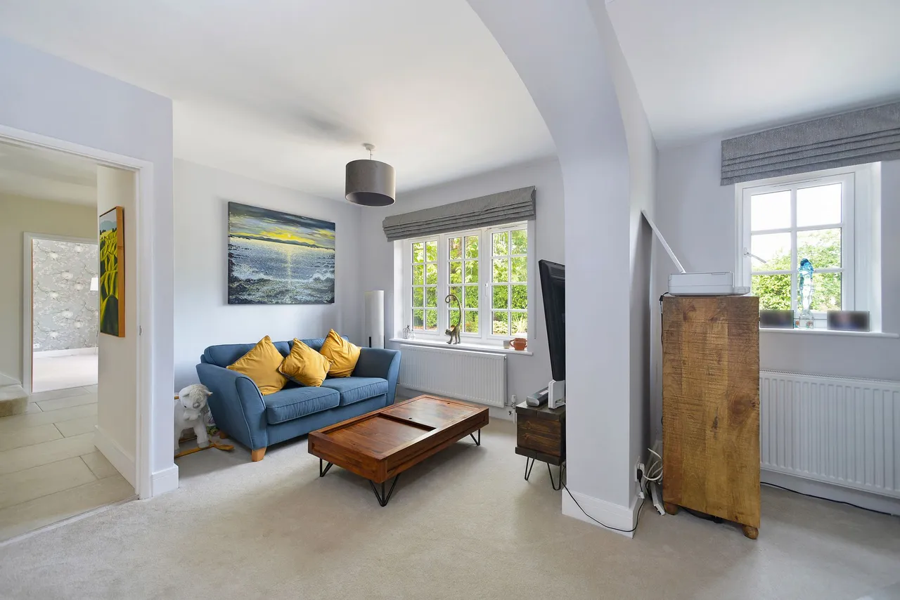 Grove Close, Cranleigh, GU6, photo 8
