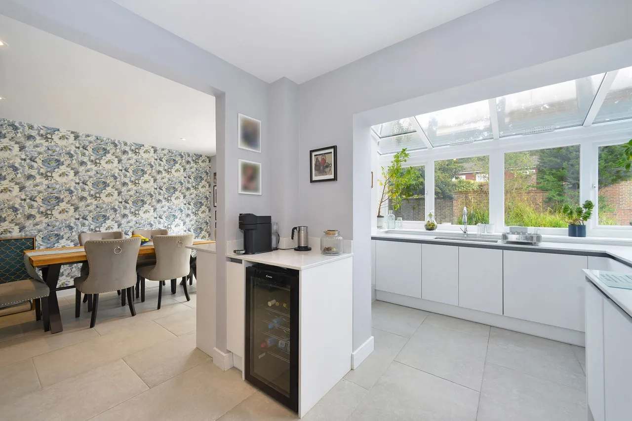 Grove Close, Cranleigh, GU6, photo 4