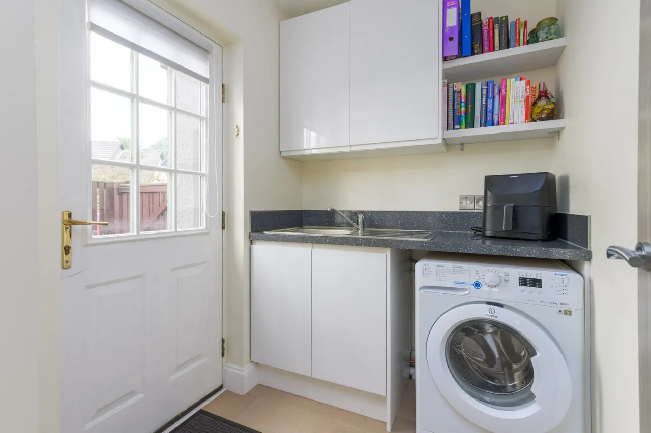 Blackwood Court, Pitreavie Castle, Dunfermline, KY11 8TF, photo 12