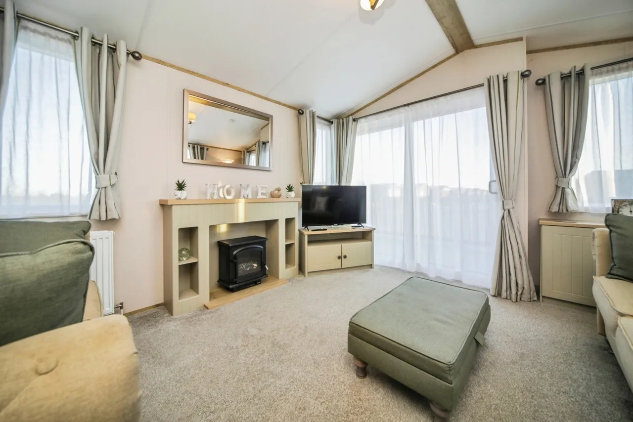 Pettaugh Road, Stonham Aspal, Stowmarket, Suffolk, IP14, photo 3