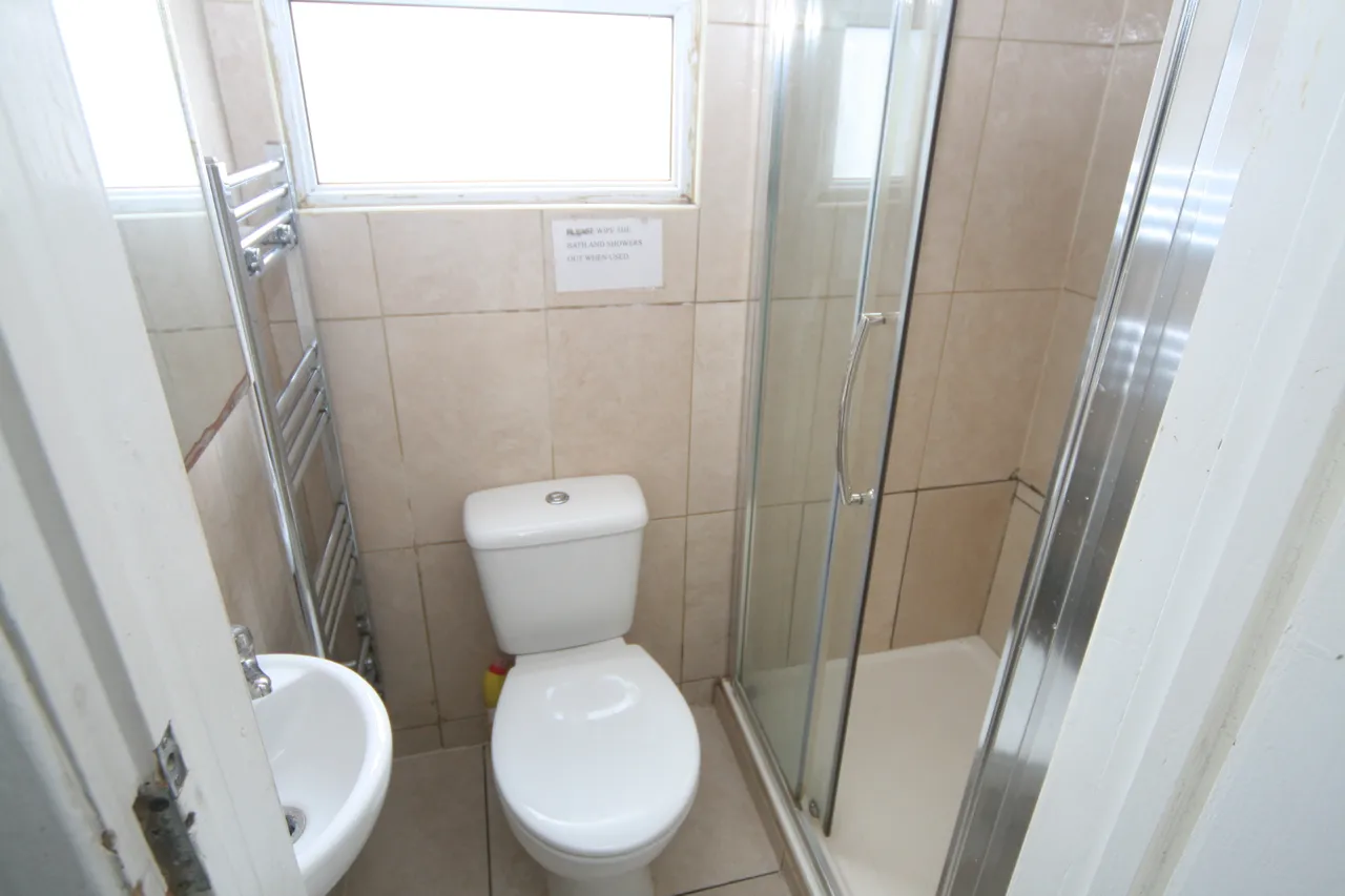 Allenby Road, Southall, UB1, photo 8