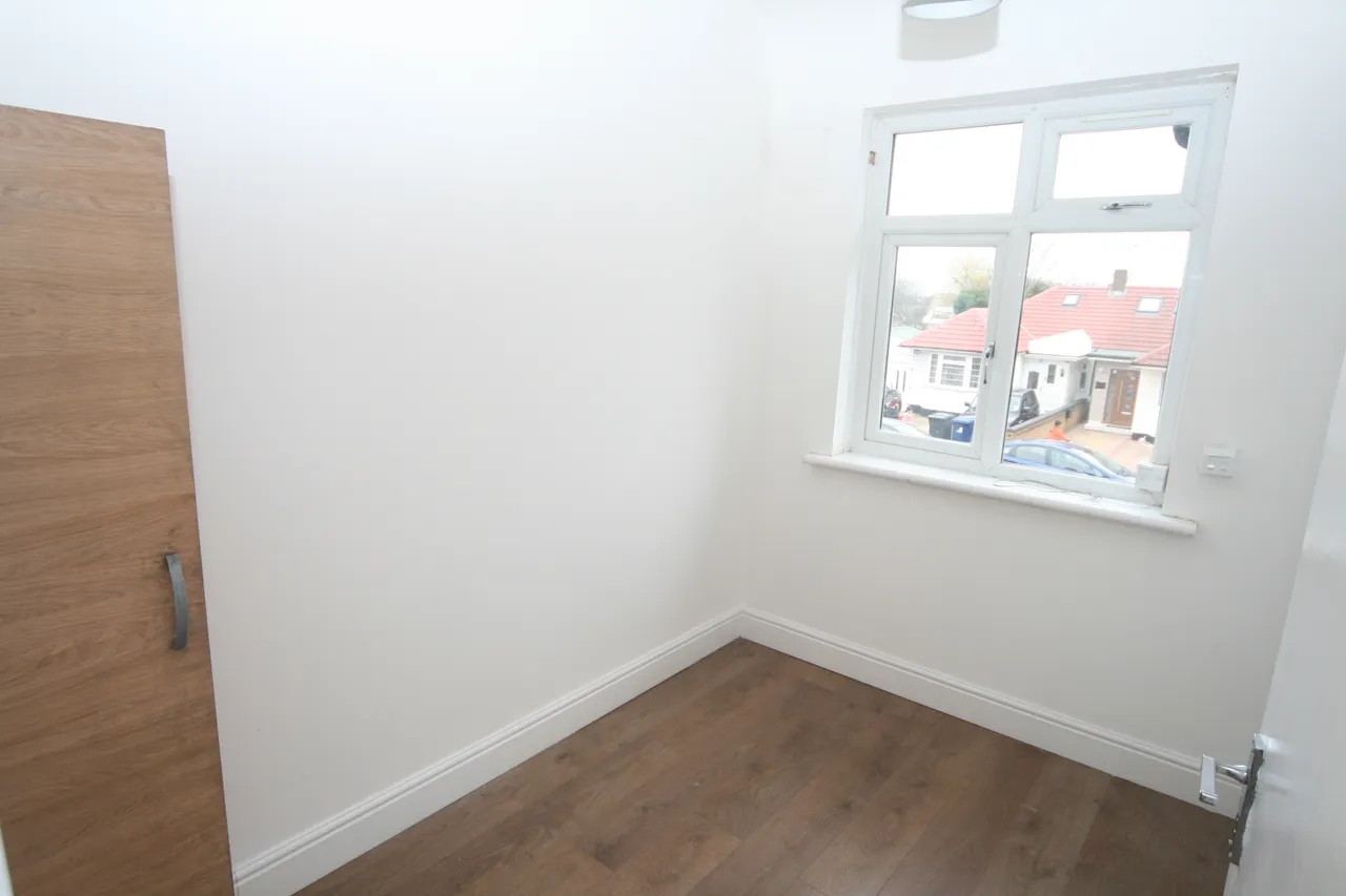 Allenby Road, Southall, UB1, photo 7