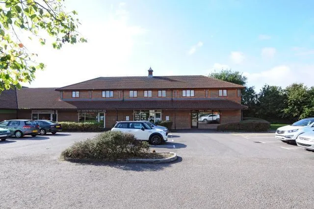 Bradley Moor Square, Thatcham, RG18, photo 10