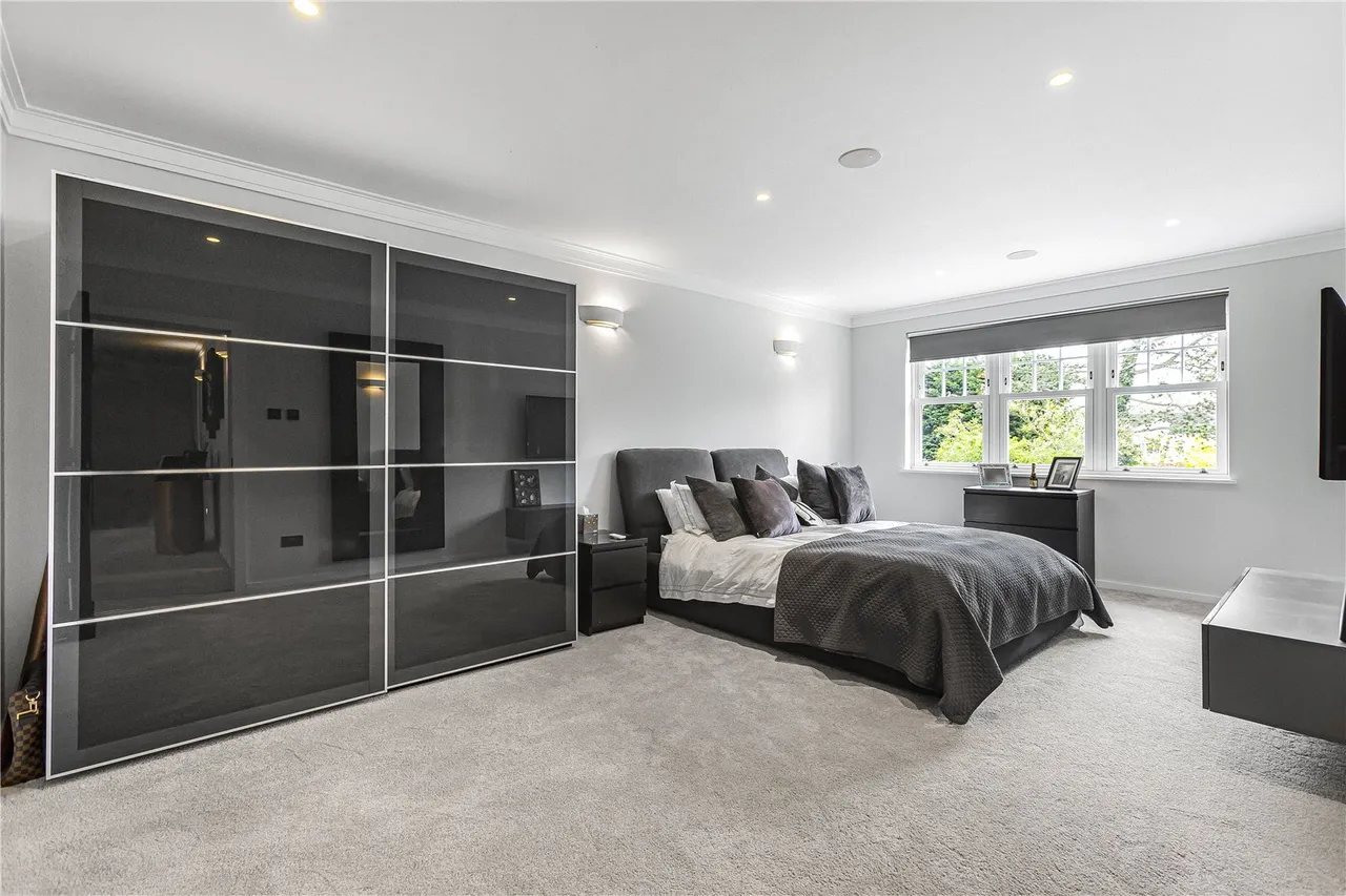 Brookmans Avenue, Brookmans Park, Hertfordshire, AL9 7QJ, photo 16