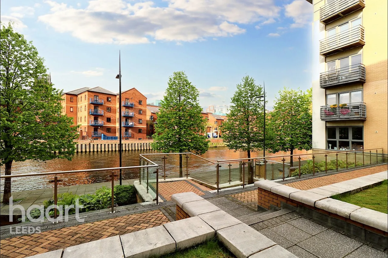 Bowman Lane, Leeds, LS10, photo 10