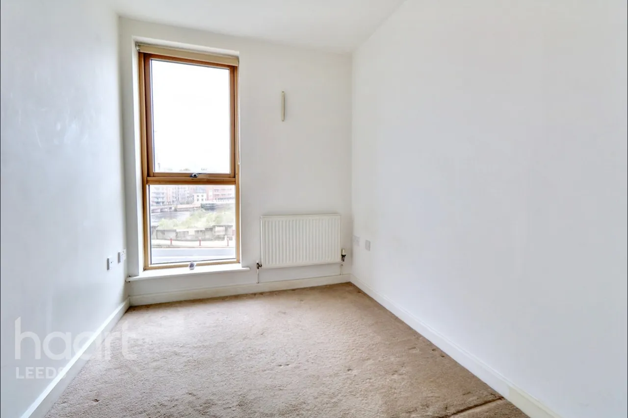 Bowman Lane, Leeds, LS10, photo 6
