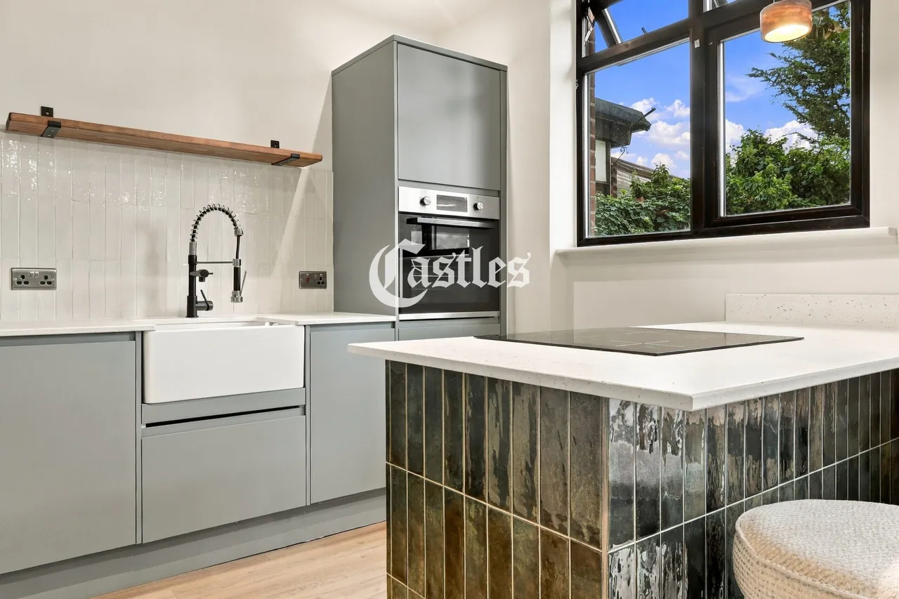 Great Cambridge Road, London, N17, photo 4
