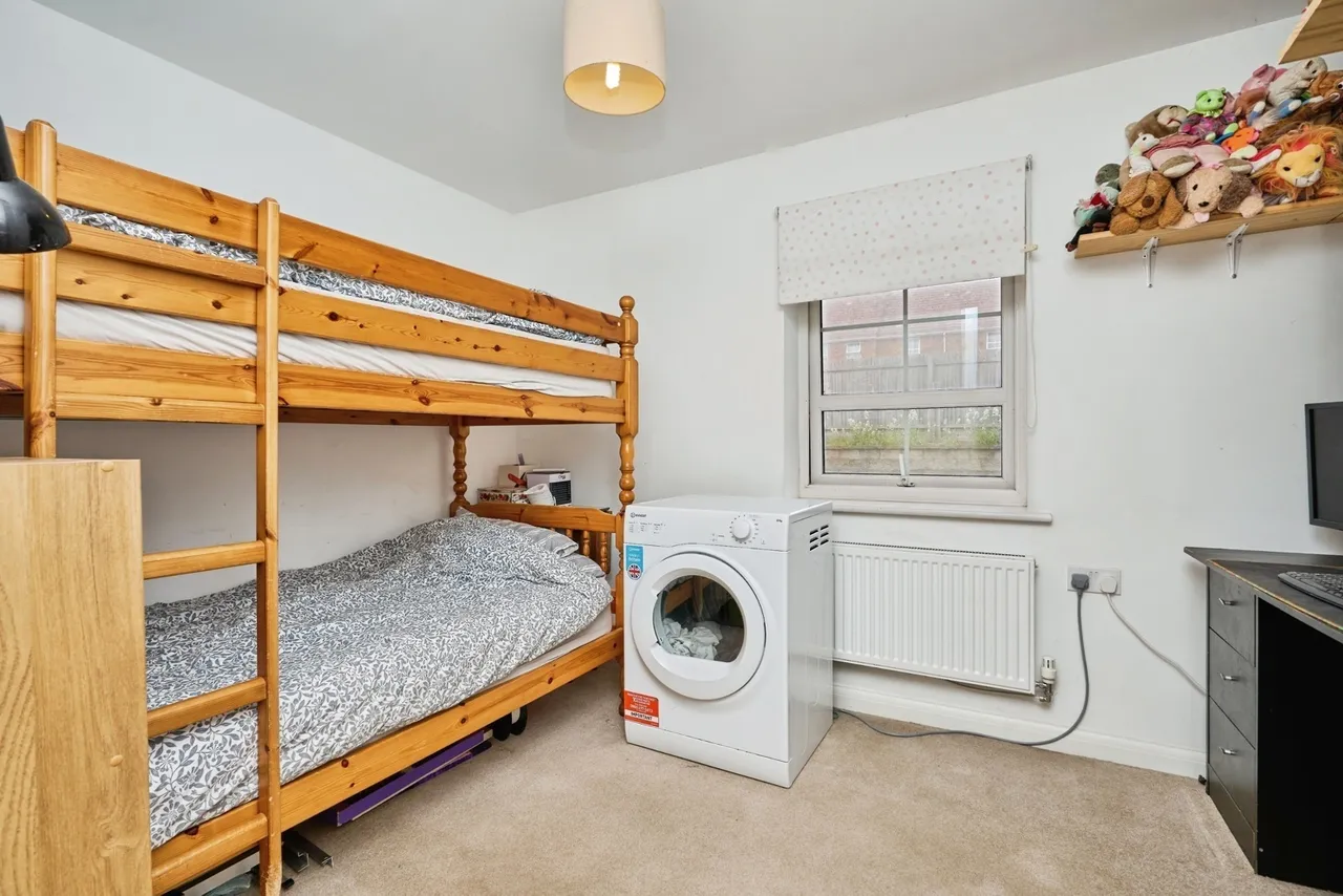 Wellesley Way, Newport, PO30, photo 9