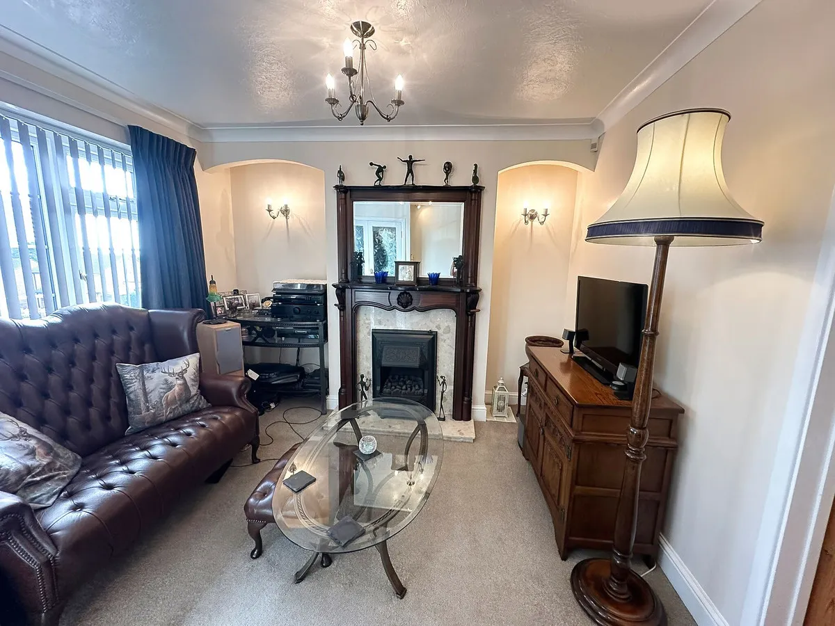 Grange Road, Romford, RM3, photo 2