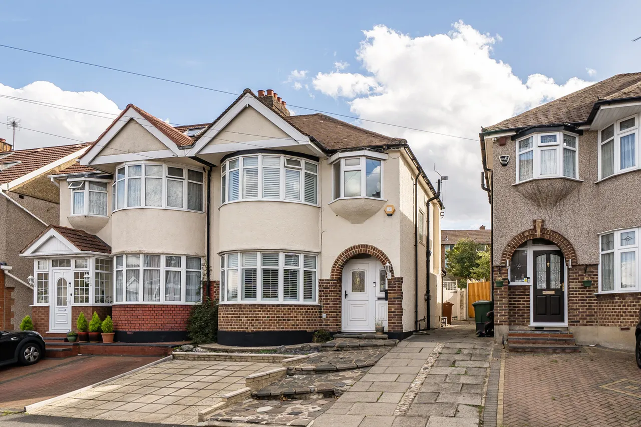 The Heights, Northolt, UB5, photo 17