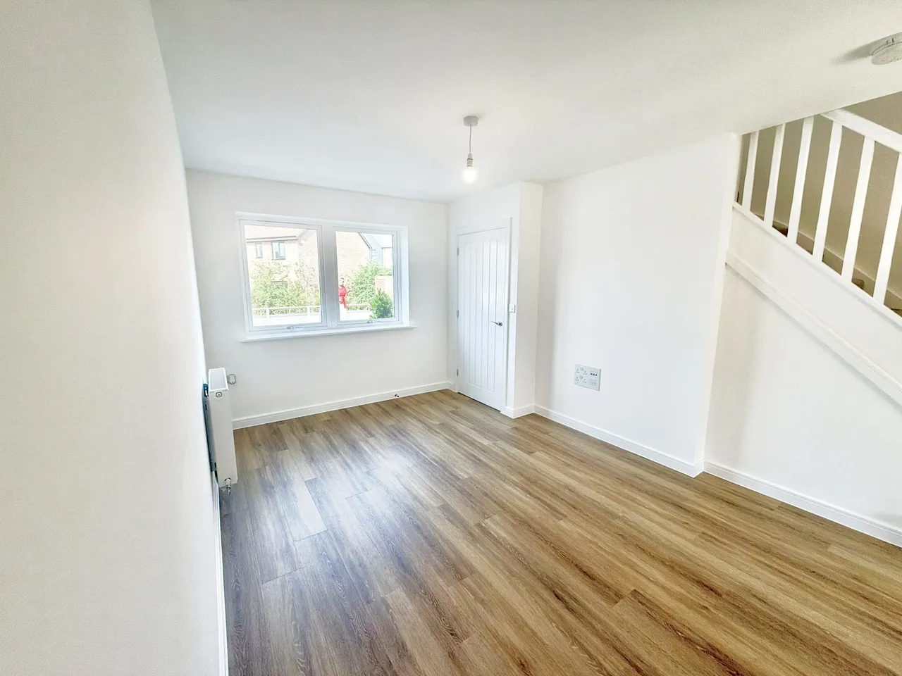 Watling Street, Whitehouse Park, MK8, photo 5